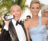 Sarah Marshall sublime lors du premier jour du Festival de Cannes avec son ami Jean-Claude Jitrois  