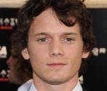 Anton Yelchin à la première du film Terminator hier à Hollywood
