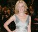 Elizabeth Banks, l'une des égéries de l'Oréal, était sublime dans une robe tout argentée ! 
