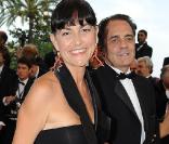 Lio sexy à souhait lors de la montée des marches à Cannes dimanche 17 mai avec son compagnon Jean-François Lepetit !