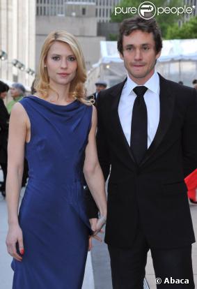 Claire Danes et son futur mari Hugh Dancy à la soirée du MET hier soir