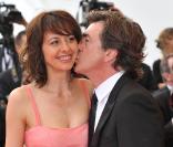 François Cluzet très amoureux de sa femme Valérie Bonneton jeudi 21 mai à Cannes pour la projection du film A l'Origine