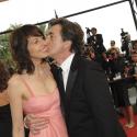 François Cluzet très amoureux, Emmanuelle Devos rayonnante et une Soko mutine sur les marches du Palais...