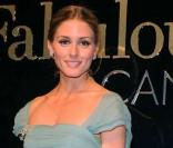 Olivia Palermo légère dans sa robe à la soirée Dolce & Gabbana