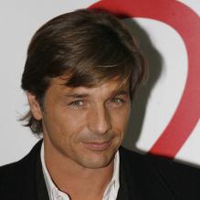 Guy Lagache, son côté angélique et ses beaux yeux nous font complètement craquer. Pour le journaliste d'M6, le sexy c'est... <i>Capital</i> !<br />
