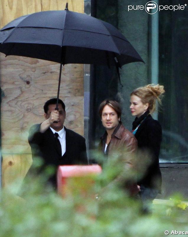 Nicole Kidman et son mari Keith Urban quittent un immeuble en construction à Manhattan