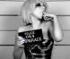 Lady GaGa dans  Paparazzi 