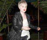 Kelly Osbourne s'apprête à aller diner avec sa mère 