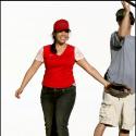 America Ferrera : quand Ugly Betty joue au base-ball... elle provoque des bagarres !