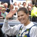 Les princesses Victoria et Madeleine de Suède : les deux beautés royales de la Fête Nationale !