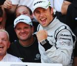 Et jamais sans sa Reverso Squadra World chronograph de Jaeger-LeCoultre. Ici au grand prix de Turquie ! 