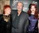 Régine, Alain Delon et "Zoa" au lancement du parfum "Zoa Night Perfume", au club Chez Régine, à Paris, hier