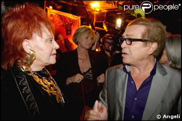 Régine et Orlando (et Eliane de la Béraudière en arrière-plan) au lancement du parfum 