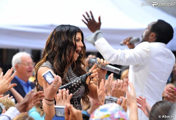 Les Black Eyed Peas en concert à New York au Rockefeller Plaza, le 12 juin 2009