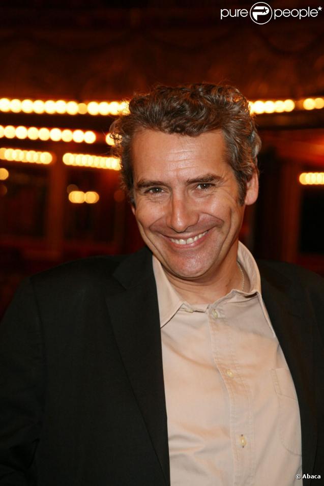 Manuel Gélin lors de la conférence de presse aux Folies Bergère le 18 juin 2009 pour annoncer la saison théâtrale 2009-2010