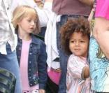 Heidi Klum, enceinte, déjeune avec ses enfants et sa maman Erna, à New York. 17/06/09