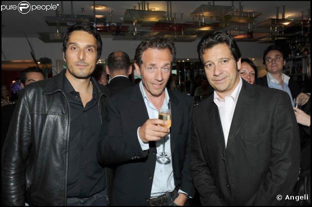 Vincent Elbaz, Stéphane Freiss et Laurent Gerra, très ému par son retour à l'endroit de ses débuts, lors de l'inauguration de l'Hôtel Renaissance Paris Arc de Triomphe, au 39 avenue de Wagram, le 18 juin 2009 !