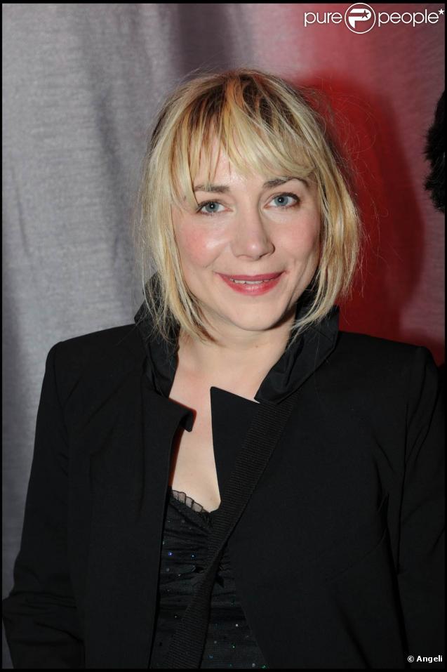 Julie Depardieu, lors de l'inauguration de l'Hôtel Renaissance Paris Arc de Triomphe, au 39 avenue de Wagram, le 18 juin 2009 !