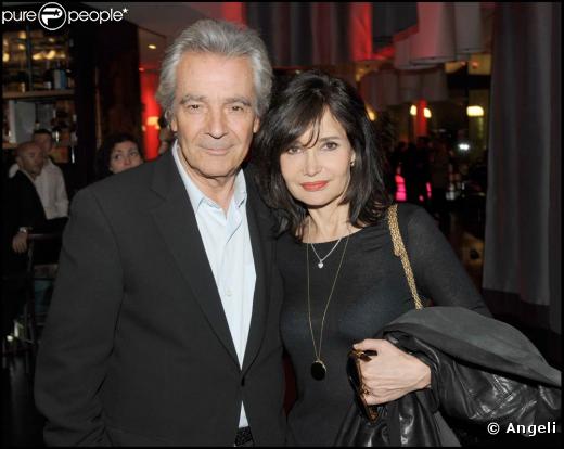 Pierre Arditi et Evelyne Bouix, lors de l'inauguration de l'Hôtel Renaissance Paris Arc de Triomphe, au 39 avenue de Wagram, le 18 juin 2009 !