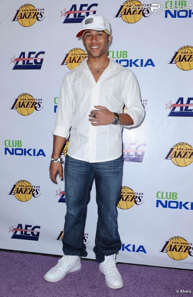 Corbin Bleu a assisté à la fête organisée en l'honneur des Lakers