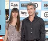 Dermot Mulroney et sa compagne Tharita lors de l'ouverture du festival du film de Los Angeles et de la première de Paper Man le 18 juin 2009