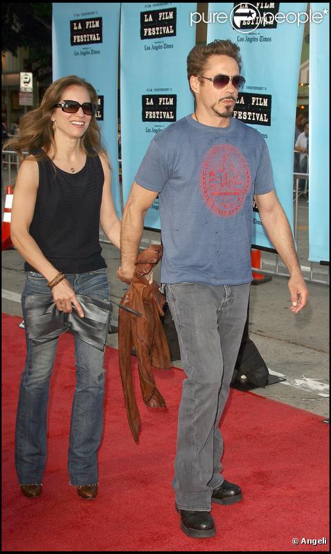 Robert Downey Jr. et Susan Levin lors de l'ouverture du festival du film de Los Angeles et de la première de Paper Man le 18 juin 2009