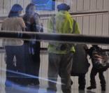 Angelina Jolie et deux de ses enfants, Pax et Maddox à l'aéroport de Washington