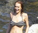 La jolie LiLo... un rien l'habille ! 