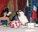 Carla Bruni et Nicolas Sarkozy reçoivent l'Emir du Qatar et son épouse pour un dîner d'Etat. 22 juin 2009.