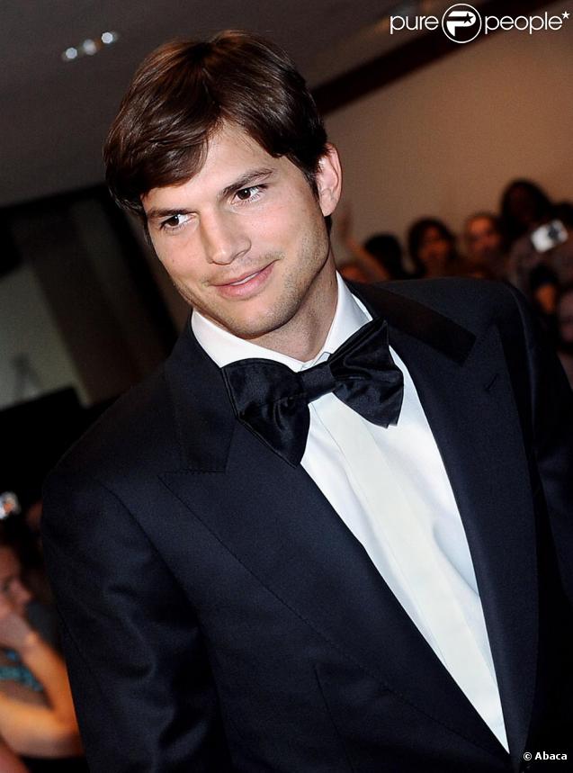 Ashton Kutcher 