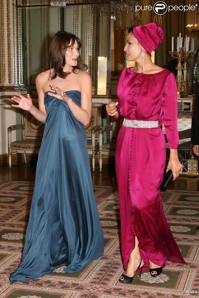 Cheikha Mozah Bint Nasser Al-Missned assiste au dîner d'Etat organisé par Nicolas Sarkozy et Carla Bruni. 22/06/09 