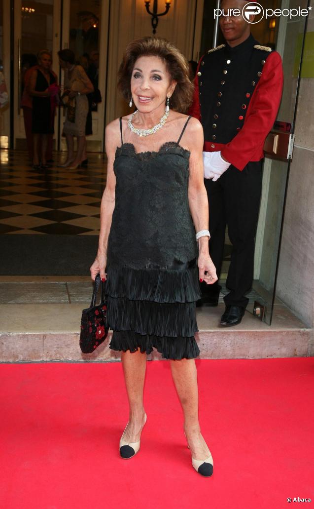 Evelyne Pages hier au gala pour l'aide aux enfants réfugiés à Paris