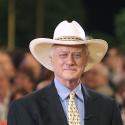 Larry Hagman : JR Ewing vit un véritable cauchemar, sa femme souffre... d'Alzheimer !