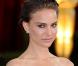 Le coeur de Natalie Portman est convoité... par Jake Gyllenhaal et Tobey Maguire ! Regardez !