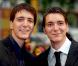 Première de  Harry Potter et le Prince de Sang-Mêlé  à Londres, Leicester Square, le 7 juillet 2009 : les jumeaux James et Oliver Phelps 