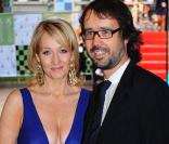 Première de  Harry Potter et le Prince de Sang-Mêlé  à Londres, Leicester Square, le 7 juillet 2009 : J.K. Rowling et son mari Neil Murray 