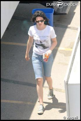 Kristen Stewart sur le tournage de The Runaways à Los Angeles le 9 juillet 2009