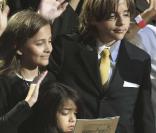 Paris, Prince Michael II (Blanket) et Prince Michael I 