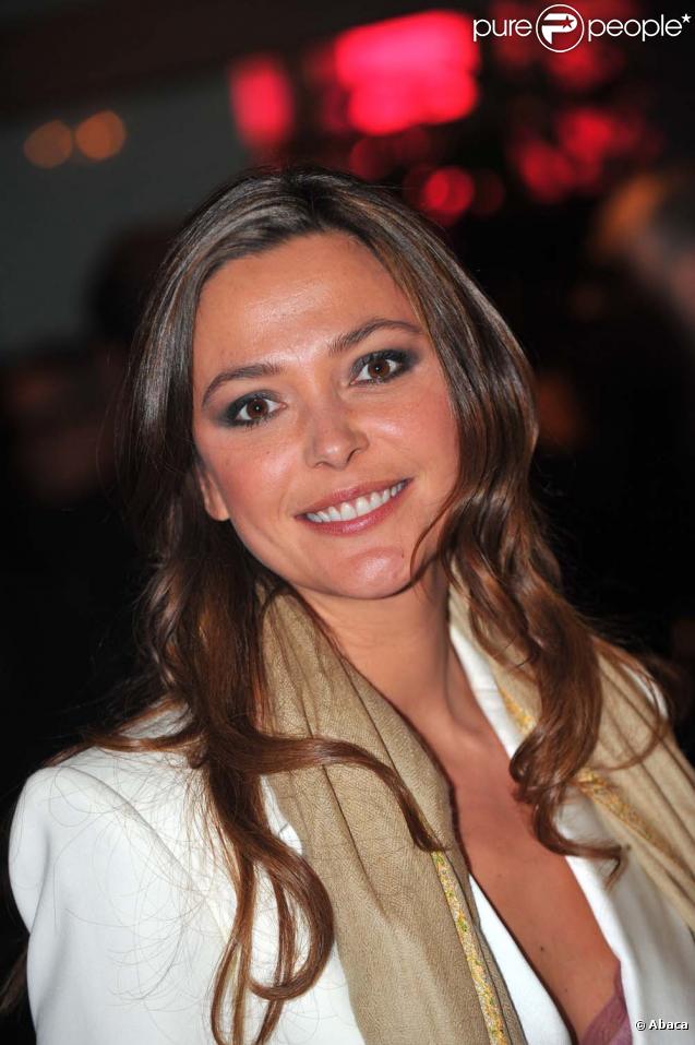 Sandrine Quétier est la plus pétillante des animatrices sur la Une. Hommes ou femmes, tout le monde est sous le charme de l'animatrice de 50 minutes inside. Mais comment Nikos fait il pour résister ? 
