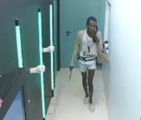 FX n'en peut plus : il veut aller aux toilettes ! Que Romain et Angie quitent les lieux !