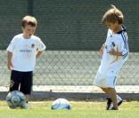 David Beckham s'entraîne pour les Los Angeles Galaxy, en compagnie de ses trois fils  le 13 juillet 2009