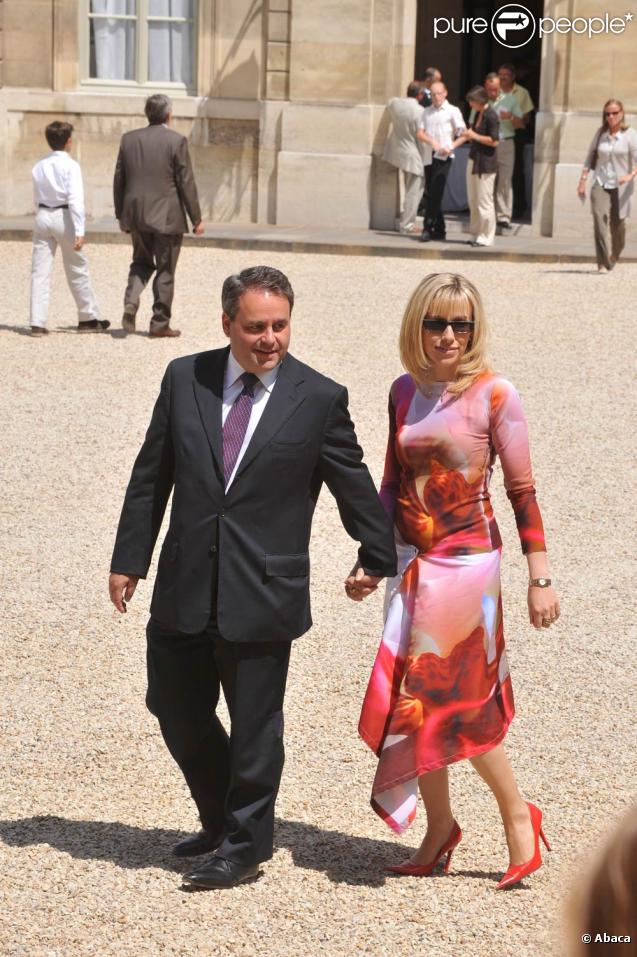 Xavier Bertrand et sa femme, lors de la Garden Party à l'Elysée, le 14 juillet 2009 !