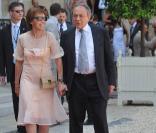 Michel Rocard et sa femme, lors de la Garden Party à l'Elysée, le 14 juillet 2009 !