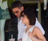 Selma Blair et son amoureux Mikey Day à Los Angeles le 18 juillet 2009