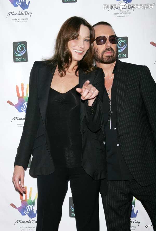 Carla Bruni et  Dave Stewart    arrivant au Radio City Music Hall pour le concert en l'honneur de Nelson Mandela à New York le 18 juillet 2009 