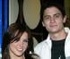 Mariée à Chad Michael Murray, cette union ne tardera pas à se rompre à cause des infidélités de Monsieur. Pour se consoler quoi de mieux que les bras de son frère fictif ? Sophia Bush flirte aussitôt avec James Lafferty !