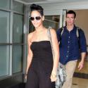 Rihanna : En longue robe bustier noire pour prendre l'avion... la princesse de la Barbade a une classe folle !