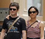 Elijah Wood et sa petite amie se promènent à Soho, New York
