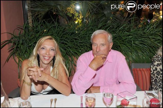 Sylvie Elias et Gérard de Villiers à la soirée Bacardi, à Saint-Tropez. 26/07/09