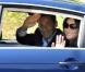 Nicolas Sarkozy et Carla Bruni : les vacanciers amoureux arrivent... sous les applaudissements !